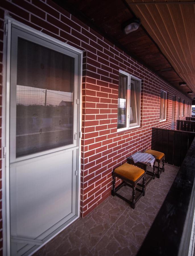 Casa 4 Odai Otel Douăzeci şi Trei August Dış mekan fotoğraf